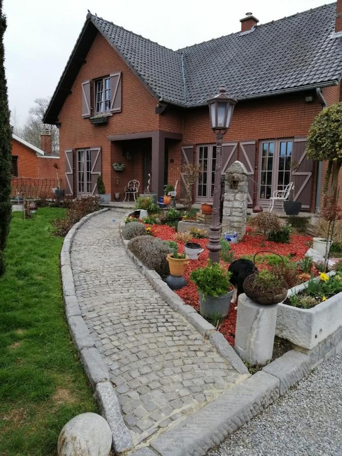 Chambres Chez Nanou Avec Petit Dejeuner Chimay Eksteriør billede